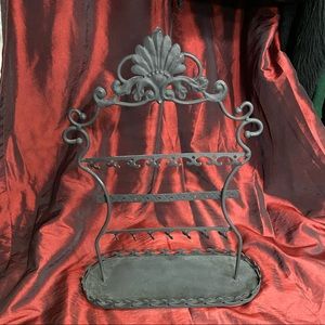 Black Gothic Metal Jewelry Display